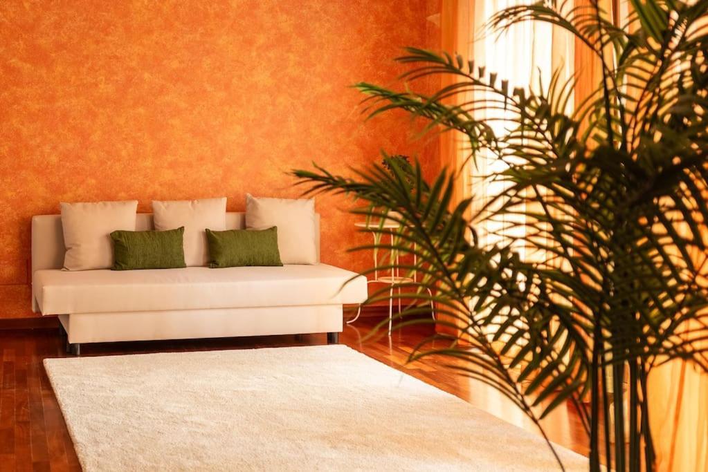Attico Vicino Milano, Mxp, Rho Fiera Lägenhet Busto Arsizio Exteriör bild