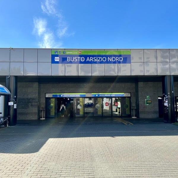 Attico Vicino Milano, Mxp, Rho Fiera Lägenhet Busto Arsizio Exteriör bild